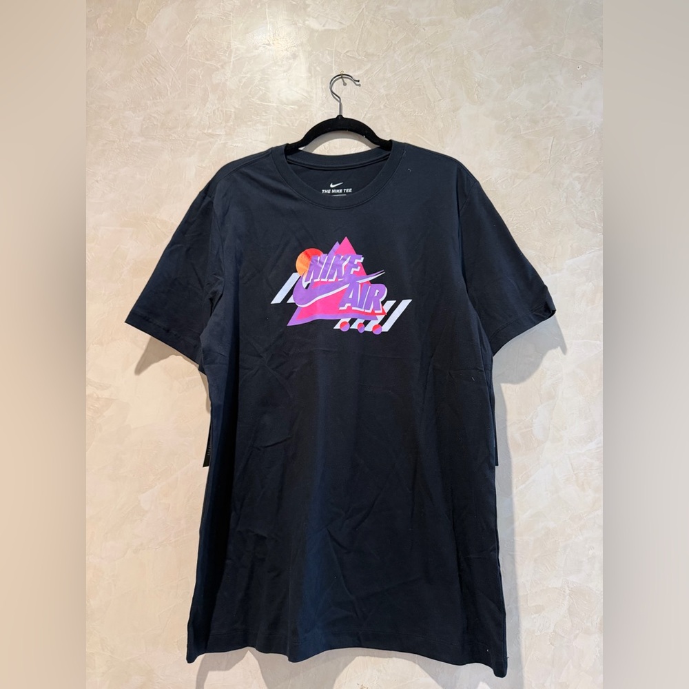 NWT Nike Men’s Black Tee with Pink & Purple Nike Air Graphic Sz L